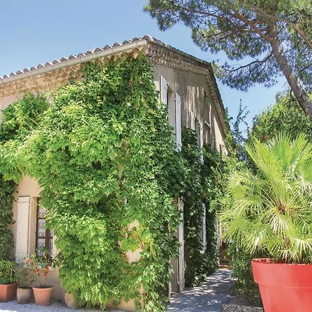 Holiday home Four-Bedroom Holiday Home In Montelimar