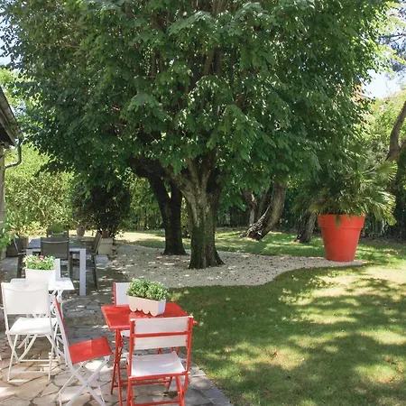 Four-Bedroom Holiday Home In Montelimar *