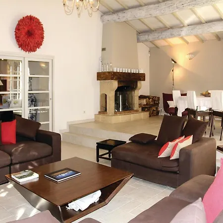 Four-Bedroom Holiday Home In Montelimar *